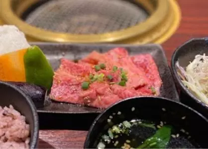 タレ焼肉と包み野菜の専門店 焼肉くるとん 代官山店