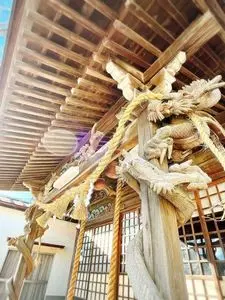 須賀神社拝殿上り龍