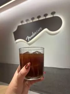 FENDER CAFE（フェンダーカフェ）