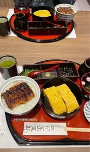 あつた蓬莱軒 松坂屋地下店（あつたほうらいけん）