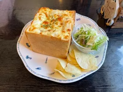 ぱんのみみ