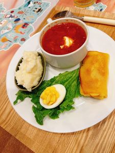 FAINA ウクライナ料理 3枚目