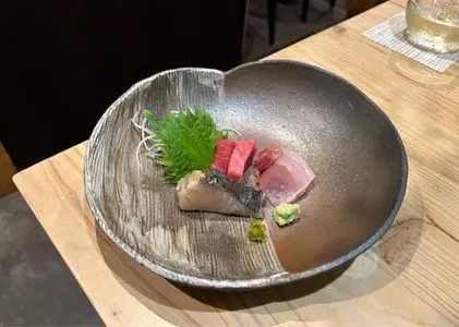 八 総本店