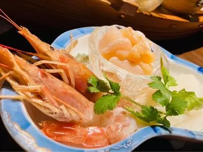 ひなべねこ 日本橋店
