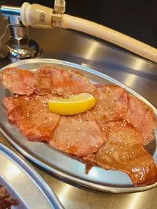 焼肉かすが