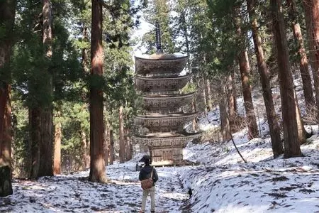羽黒山五重塔