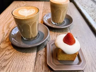 MONZ CAFE 門前仲町店（モンズカフェ）
