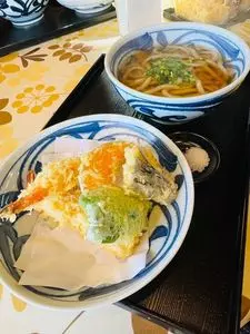 麦笑