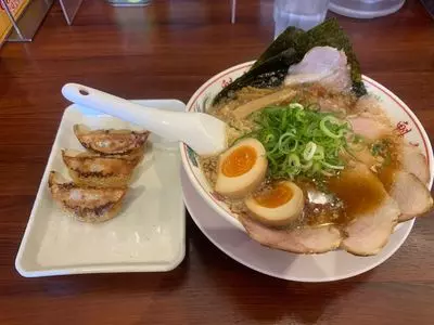ラーメン 魁力屋 練馬インター店
