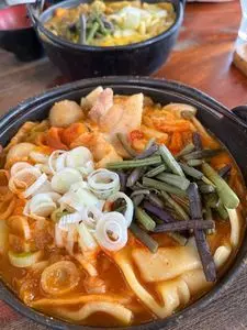 甲州ほうとう小作 石和駅前通り店