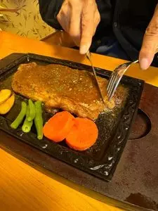 食事処 あぶらびれ