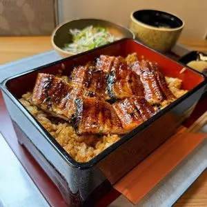 まぶしのいちや