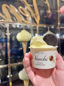 ヴェンキ 久屋大通公園店（Venchi）