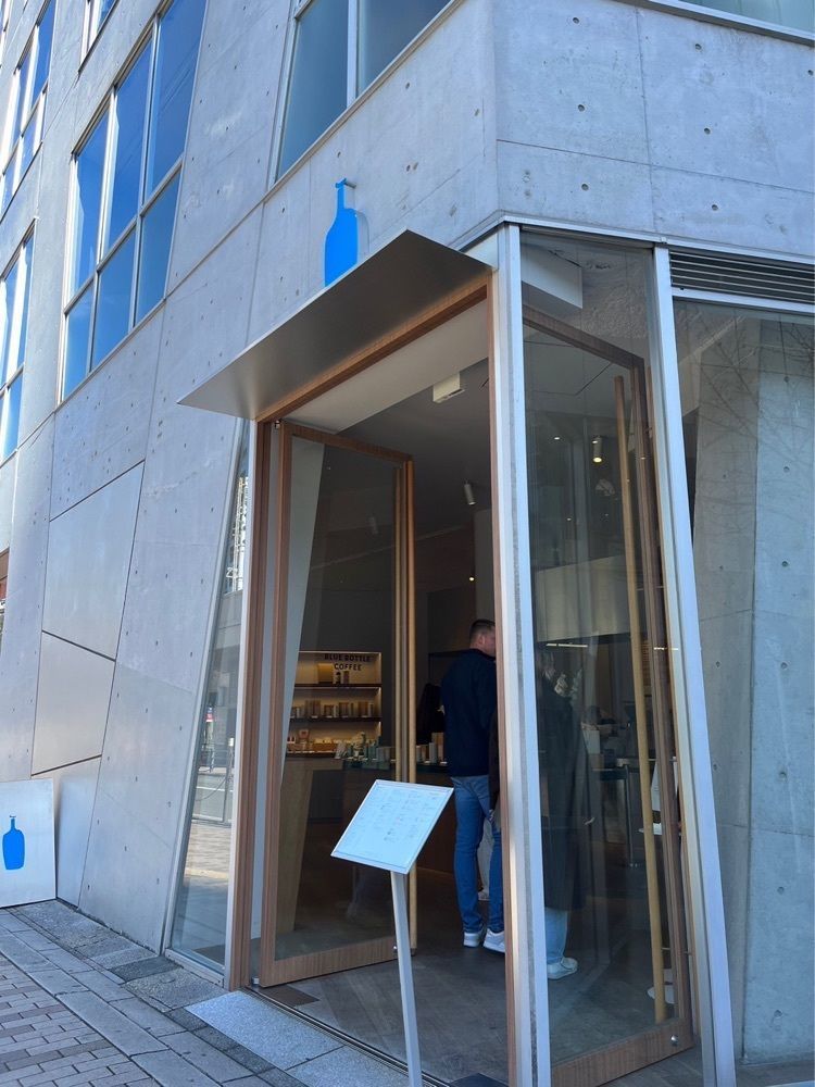m.さんが投稿したブルーボトルコーヒー 梅田茶屋町カフェ（Blue Bottle Coffee）に関する口コミの画像