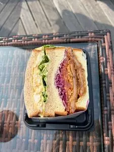 ベーカリーカフェ ミサキ（Bakery Cafe MISAKI）
