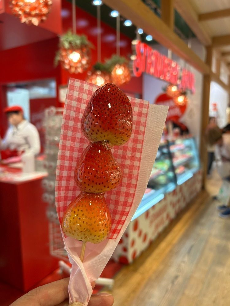 りょうじのごはん【東京・千葉のグルメ記録】さんが投稿したストロベリーマニア 東京スカイツリータウン・ソラマチ店（STRAWBERRY MANIA）に関する口コミの画像