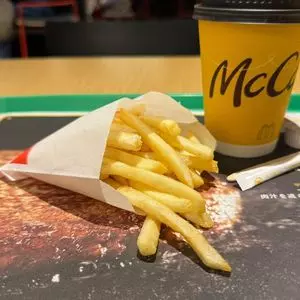 マクドナルド 栄広小路店（McDonald's）