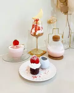 cafe and bar Lunadoraco（カフェアンドバー ルナドラコ）