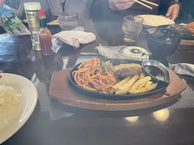 肉の万世 庄和インター店