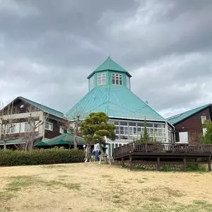 道の駅とみうら 枇杷倶楽部（みちのえきとみうら びわくらぶ）