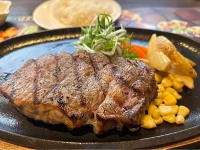 レストラン ステーキDADA サントムーン柿田川店