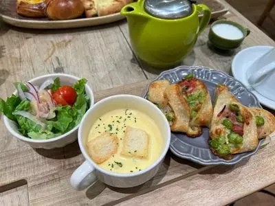 セスト グランデュオ立川店（Sesto）