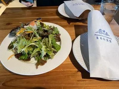 Pizzeria e Trattoria まるみ食堂