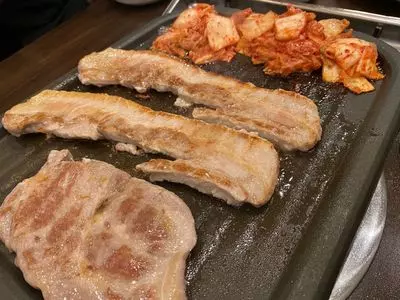 とん豚テジ 六本木店