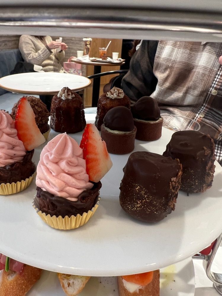 サブ&クルさんが投稿したGODIVA cafe Futakotamagawa（ゴディバ）に関する口コミの画像