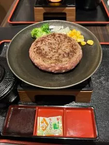 とろけるハンバーグ福よし 六本木店