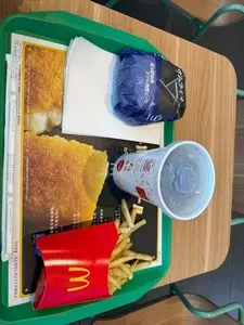 マクドナルド 20号つつじヶ丘店（McDonald's）