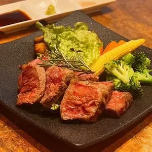 肉バル MEAT BOY N.Y 横浜駅前店（ミートボーイ ニューヨーク【旧店名】蕾）