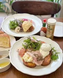 Bar＆Bistro 64（バーアンドビストロロクヨン）