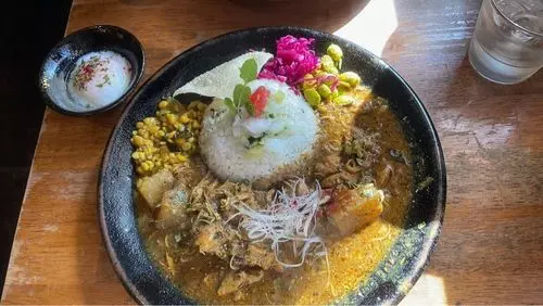 創作カレー　MANOS