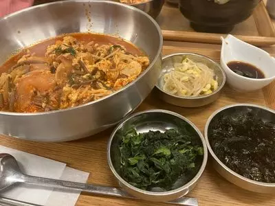 スンドゥブ 中山豆腐店 高田馬場（純豆腐 中山豆腐店【旧店名】プルコギ純豆腐 中山豆腐店）