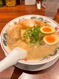 ラーメン 魁力屋 鶴見駒岡店