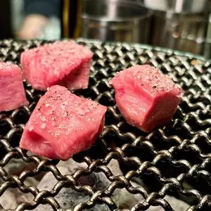 炭焼塩ホルモン『あ』神戸酒場