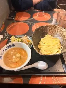 三ツ矢堂製麺 中目黒店（【旧店名】フジヤマ製麺）