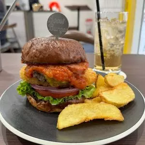 ブーストバーガー 覚王山