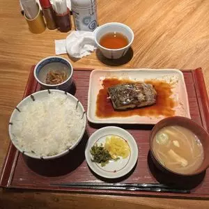 御苑　炉庵