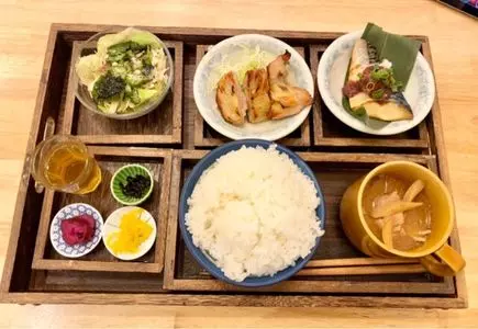 カフェ TSUKUMO食堂 豊田本店（ツクモ）