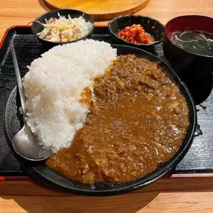 炭火焼肉 牛鼎（【旧店名】牛蔵）