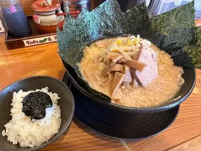 川出拉麺店