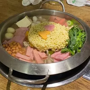 新大久保プデチゲ