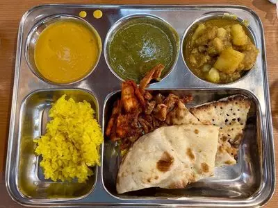 ASIAN KITCHEN KATHMANDU 桑名店（アジアンキッチン　カトマンズ）