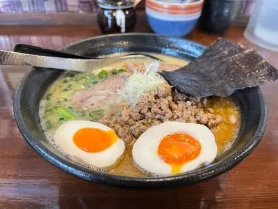 久留米ラーメン 三代目よかろうもん