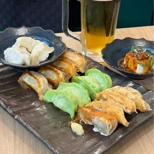 餃子のハハ 国際センター店（はは）