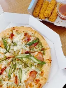 ドミノ・ピザ 藤沢善行店（Domino's）