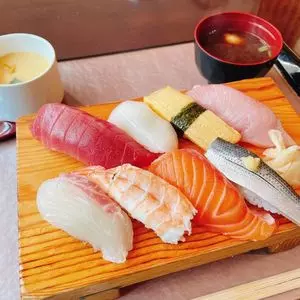 魚屋（SAKANAYA）