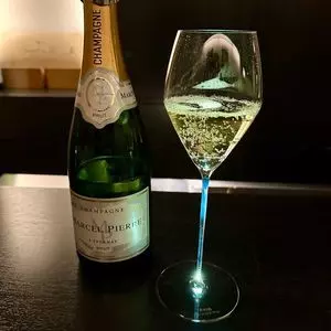 ラ・シャンパーニュ（La Champagne）